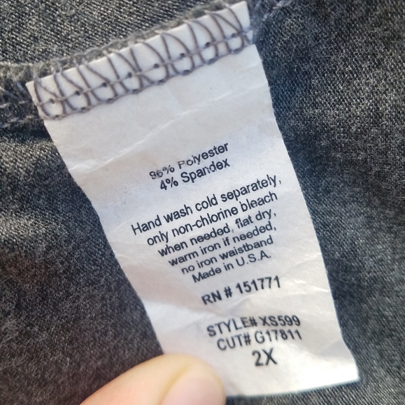 LeLis Floral Skirt- 2X - Picture 3 of 3